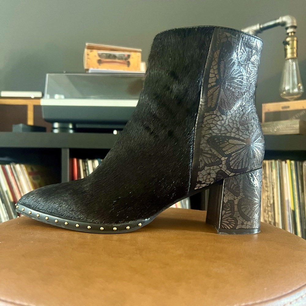 L’Artiste Women’s Boots by Spring Step